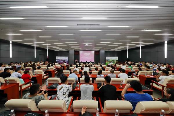 说明: http://www.tute.edu.cn/_mediafile/tute01/2017/09/20/23qwydpe7z.jpg