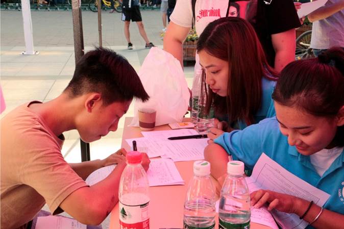 说明: C:\Users\User\Desktop\永利yl23411暖心迎新,引领新生“壹柒”成长\3.jpg